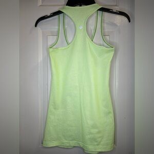 lululemon athletica Bright Green Tank Top size 4 EUC